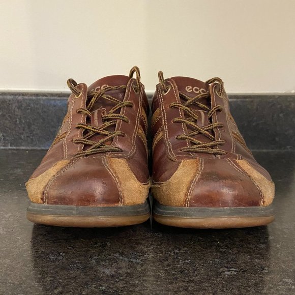 Ecco Yak Leather Sneakers - Size 9 - Picture 5 of 8